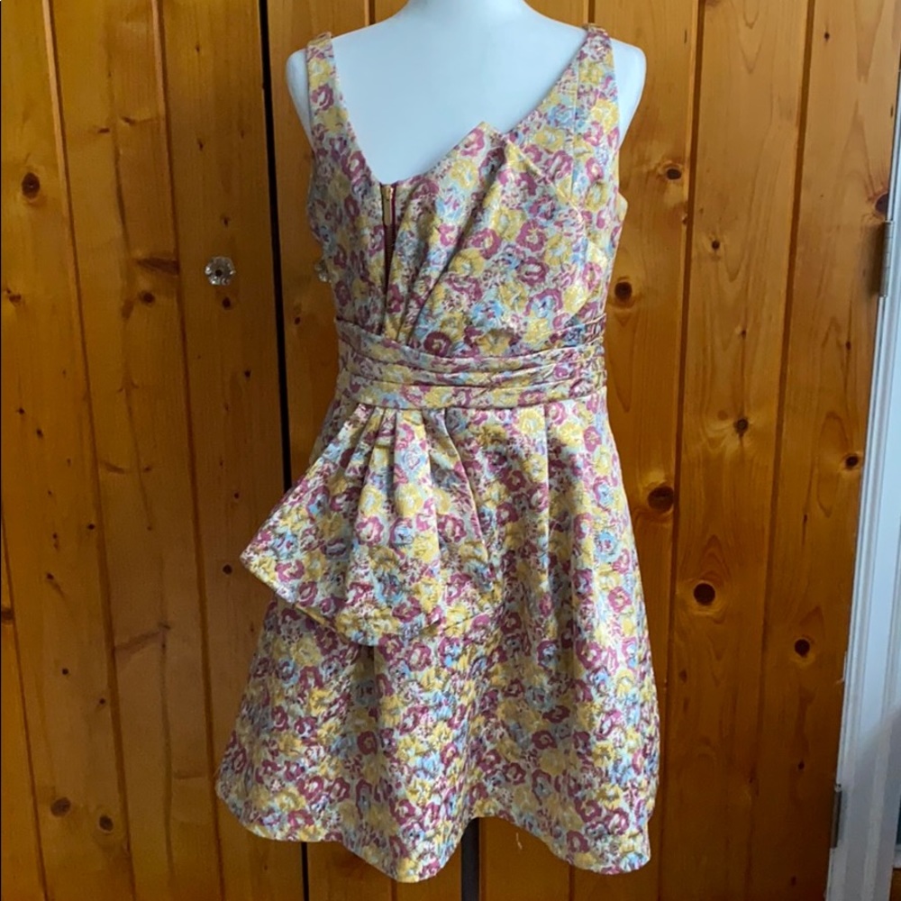 LAST CHANCE Zacposen formal dress with big bow